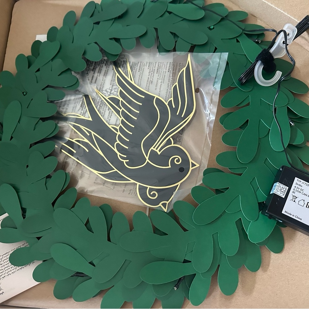 Swedish‎ Christmas Wreath With Lights